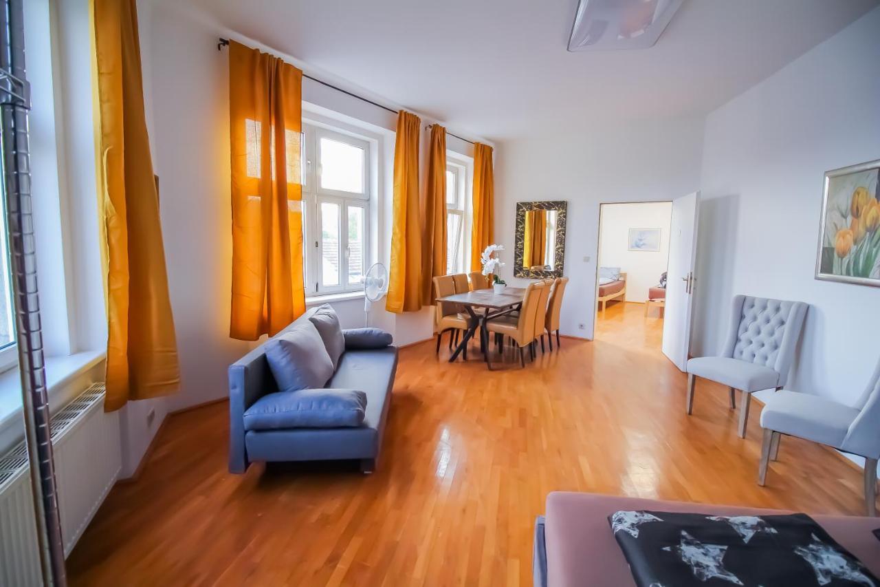 Family 3 Bedroom Apartment Lv7 ウィーン エクステリア 写真